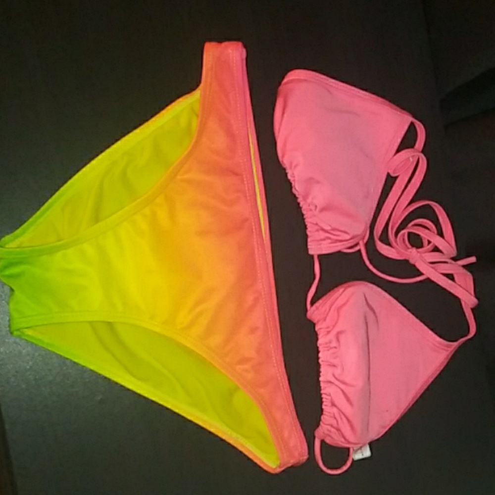 Bathing suit